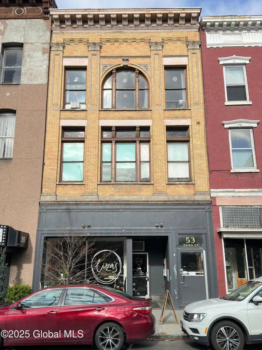 Hudson Valley Real Estate | View 53 3rd Street, 3A | 1 Bed, 1 Bath