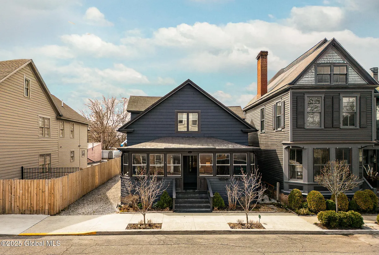 Hudson Valley Real Estate | View 249 Union Street | 4 Beds, 2 Baths