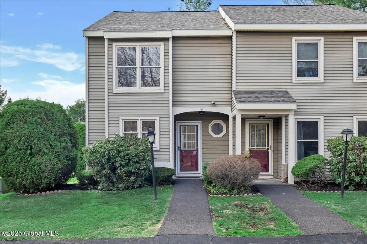 Hudson Valley Real Estate | View 8 Hale Drive | 2 Beds, 1 Bath
