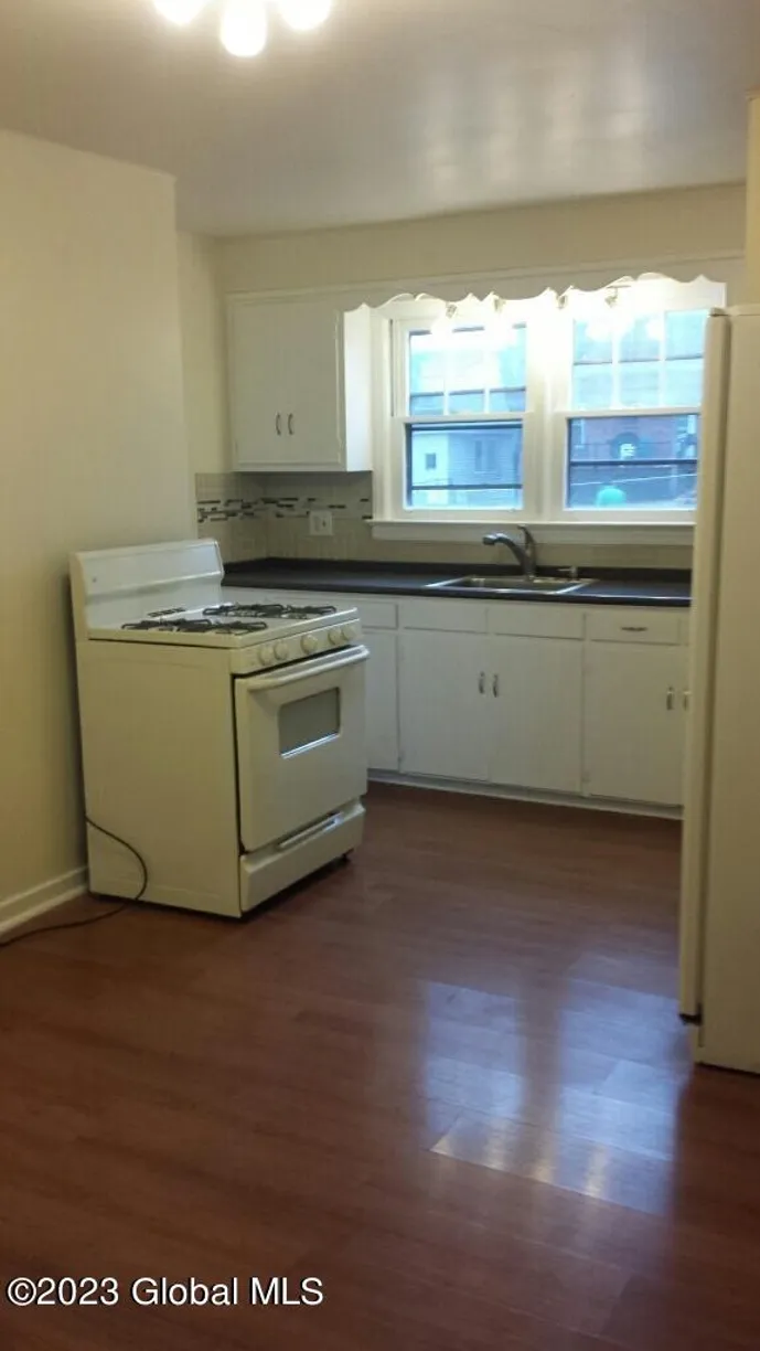 Hudson Valley Real Estate | View 600 1st Street, #5 | Listing