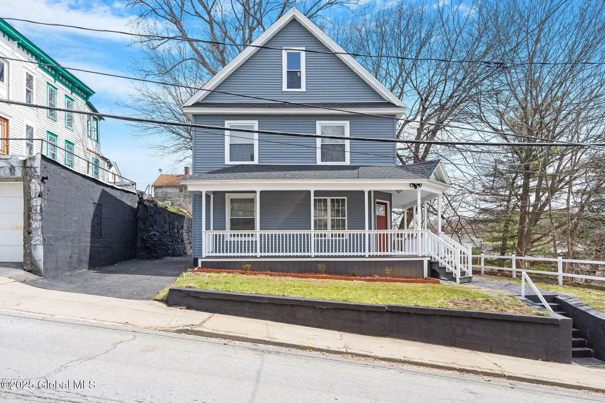 Hudson Valley Real Estate | View 3 Rockton Street | 4 Beds, 2 Baths