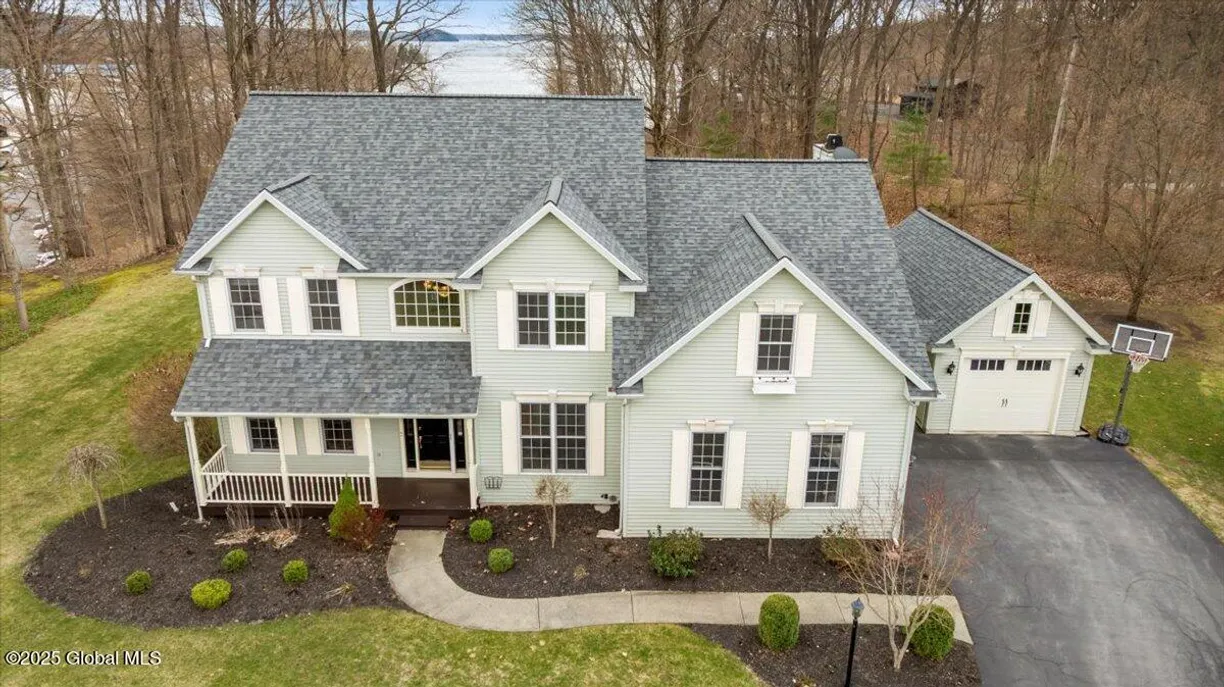 Hudson Valley Real Estate | View 5 Thames Way | 4 Beds, 3 Baths