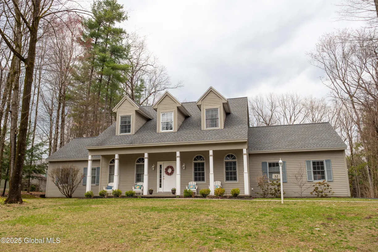 Hudson Valley Real Estate | View 32 Sherwood Trail | 5 Beds, 2 Baths