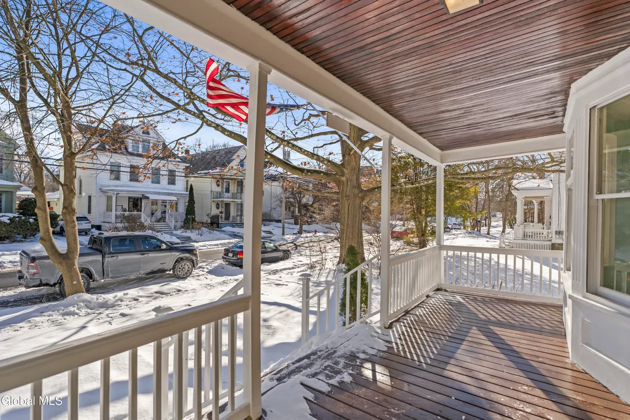 1027 Wendell Avenue, Schenectady, NY 12308 Property for sale