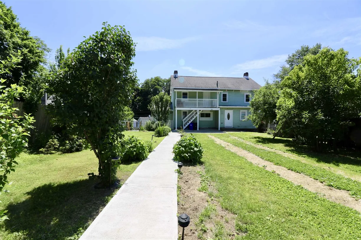 Hudson Valley Real Estate | View 84 East Main Street | 1 Bed, 1 Bath