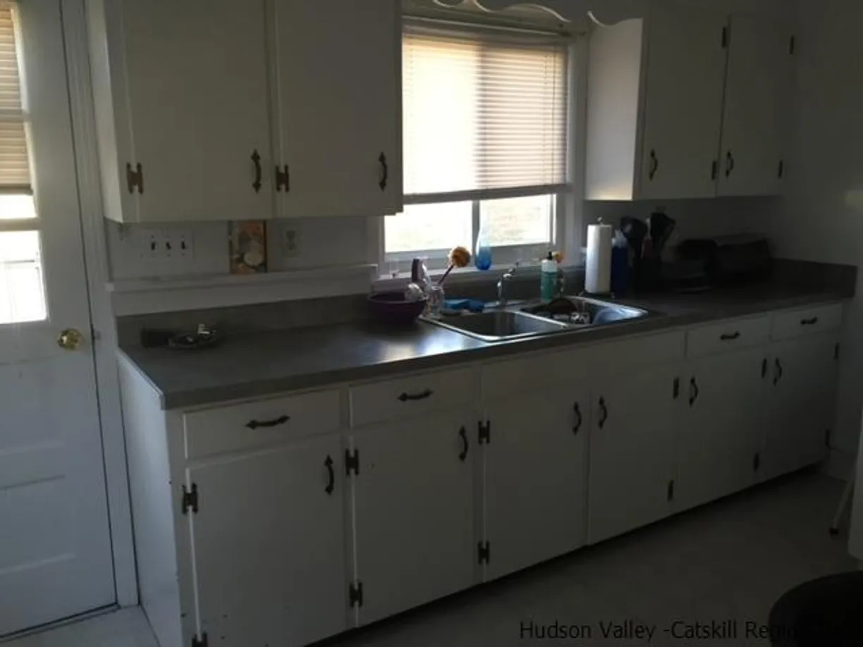 Hudson Valley Real Estate | View 42 Maple | 10 Baths
