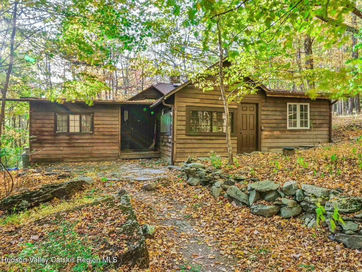 Hudson Valley Real Estate | View 66-68 Webster Road | 2 Beds, 1 Bath
