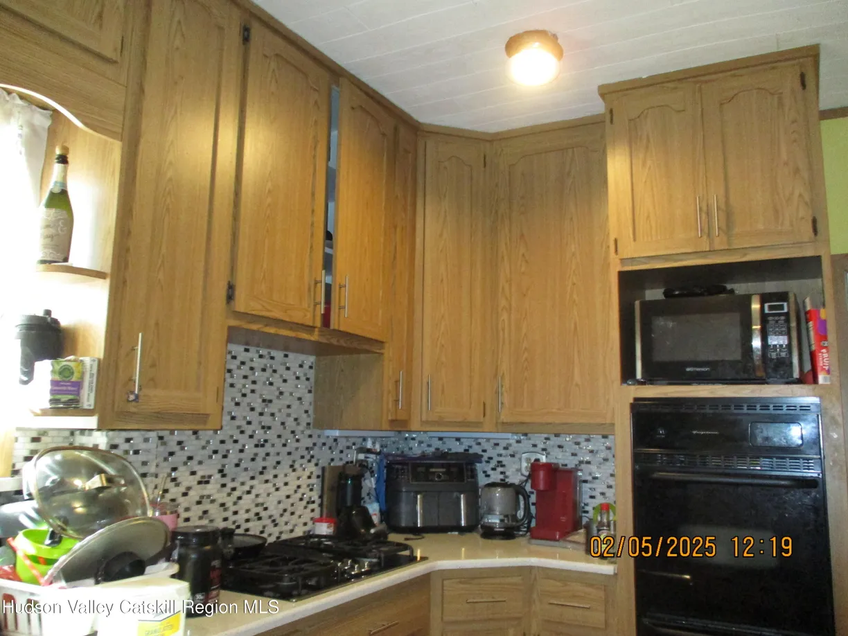 Hudson Valley Real Estate | View 93 Orchard Street | Listing