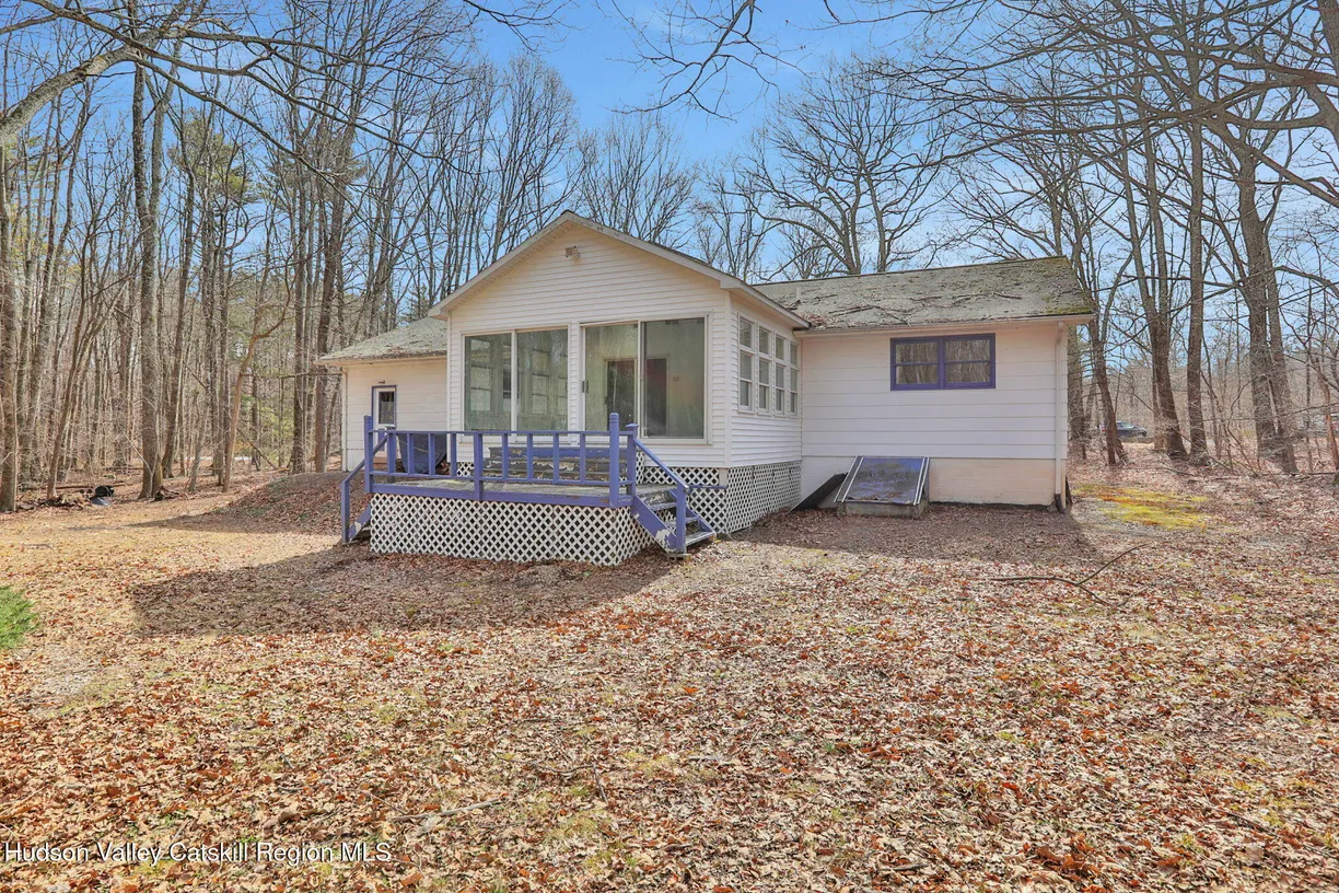 Hudson Valley Real Estate | View 179 Pine Avenue | Listing