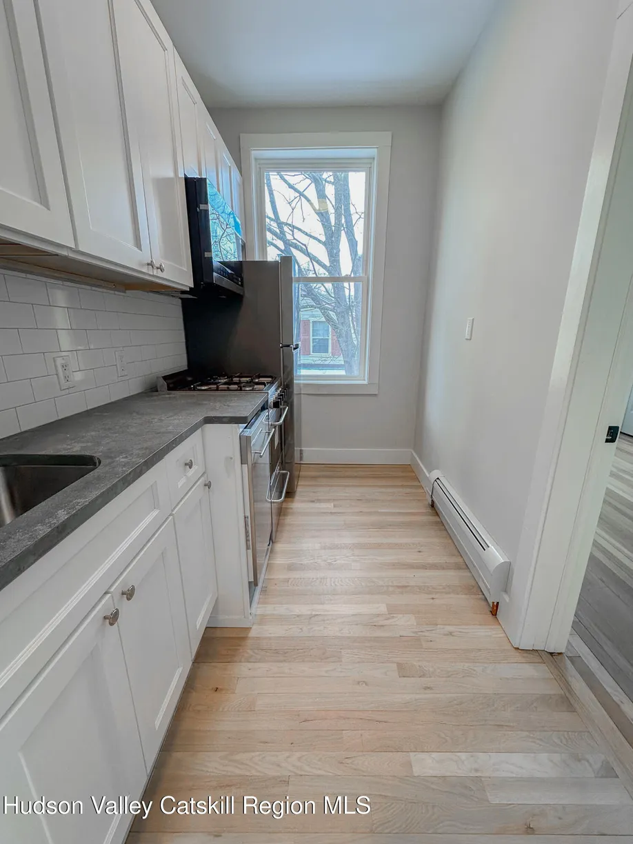 Hudson Valley Real Estate | View 324 Washington Avenue, 4 | Listing
