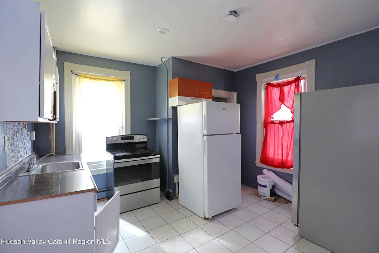 Hudson Valley Real Estate | View 88 Henry Street | Listing