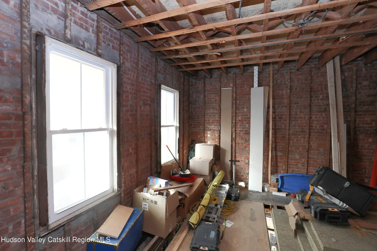 Hudson Valley Real Estate | View 86 Henry Street | Listing