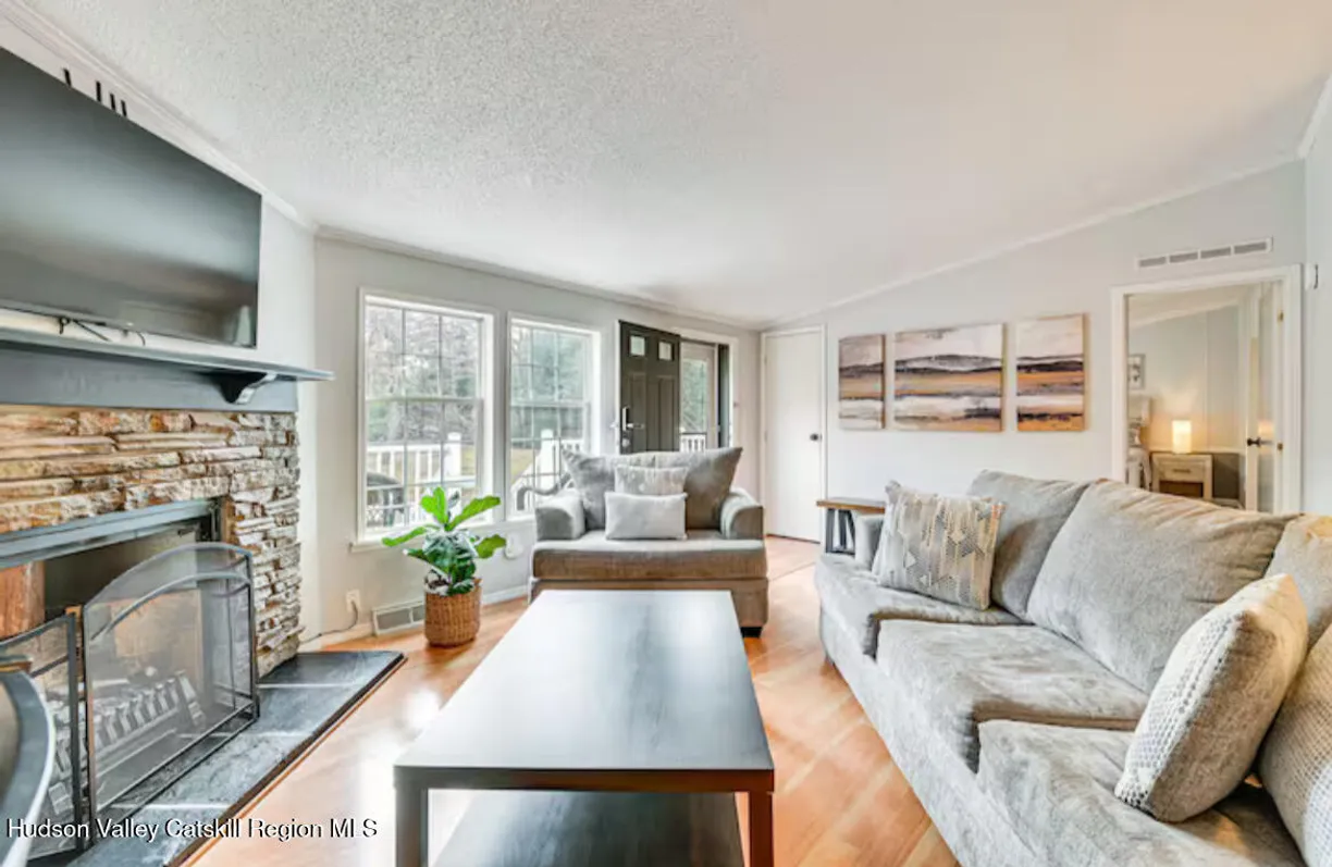 Hudson Valley Real Estate | View 264 Bloomer Road | Listing