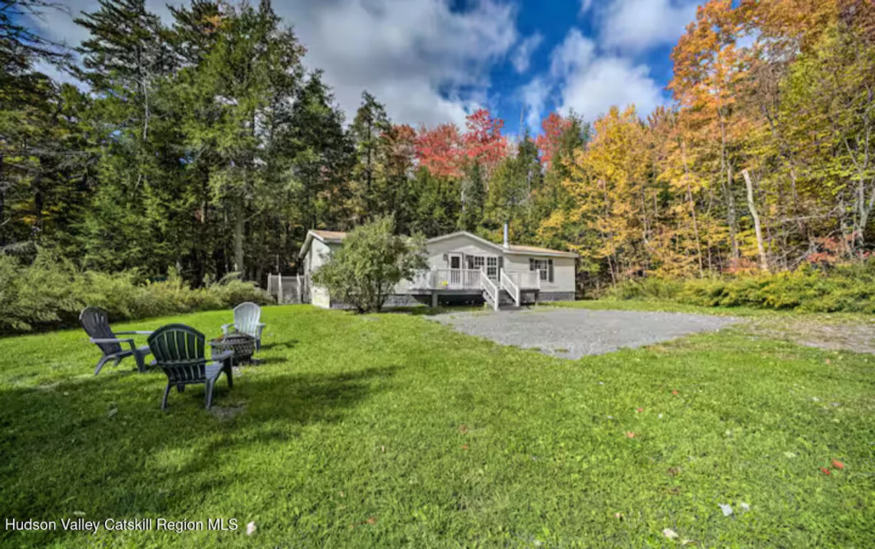 Hudson Valley Real Estate | View 264 Bloomer Road | 3 Beds, 2 Baths