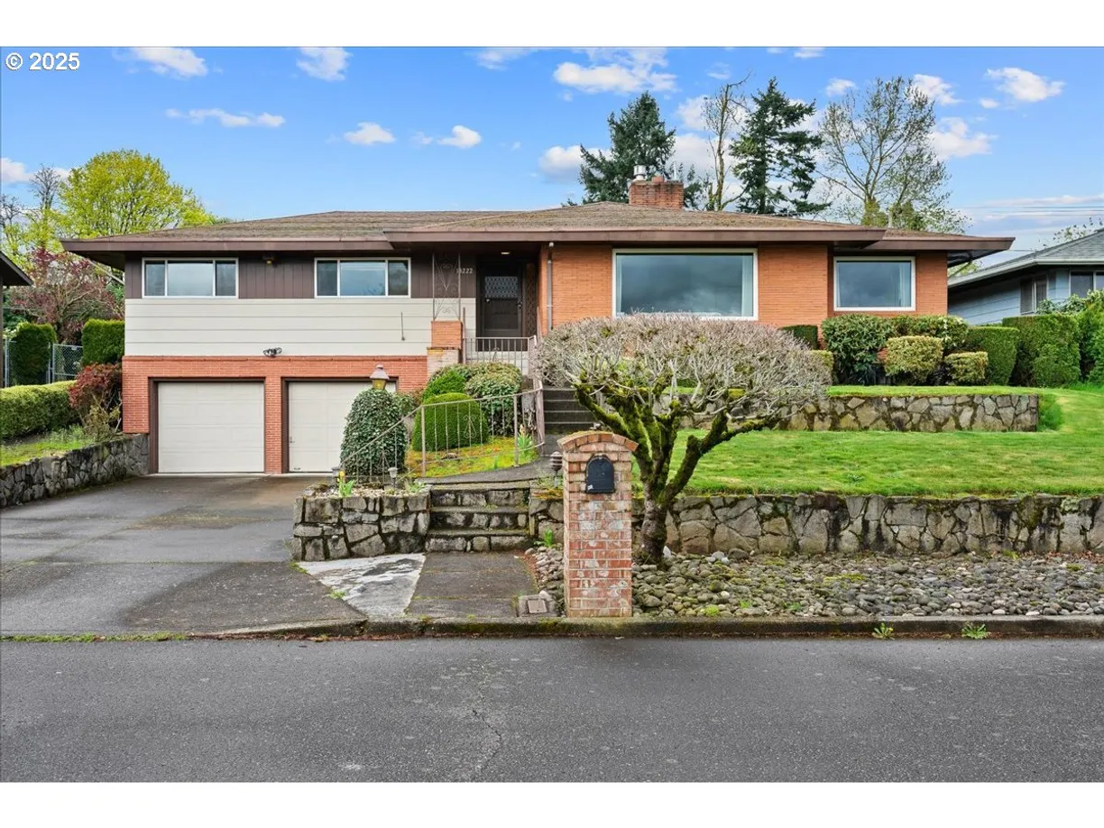 Portland, OR Real Estate | View 13222 NE ROSE | 4 Beds, 3 Baths