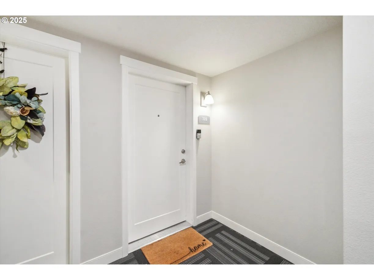 Portland, OR Real Estate | View 11715 SW VALENCIA, 309 | Listing