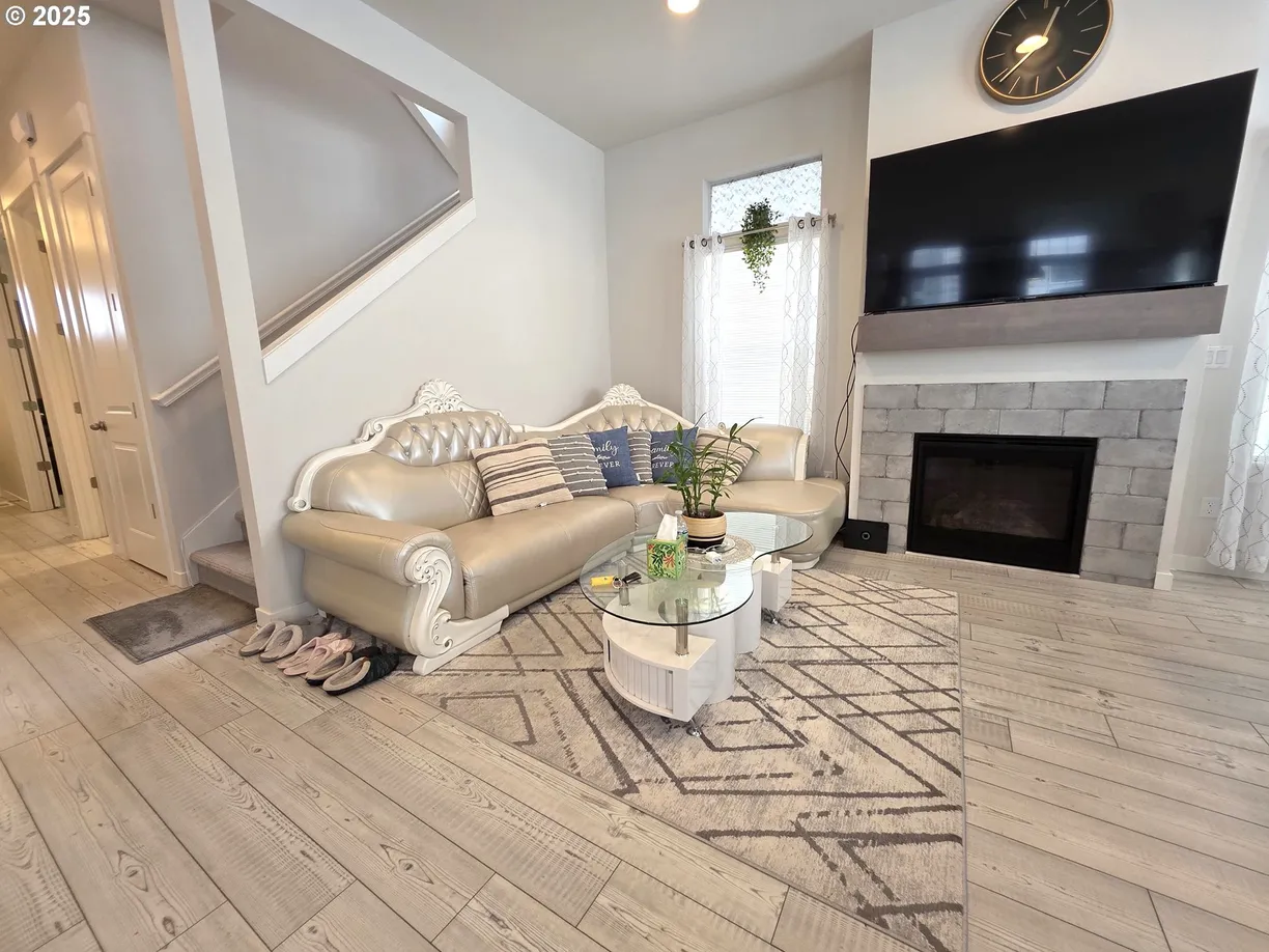 Portland, OR Real Estate | View 30778 SW FIR | Listing