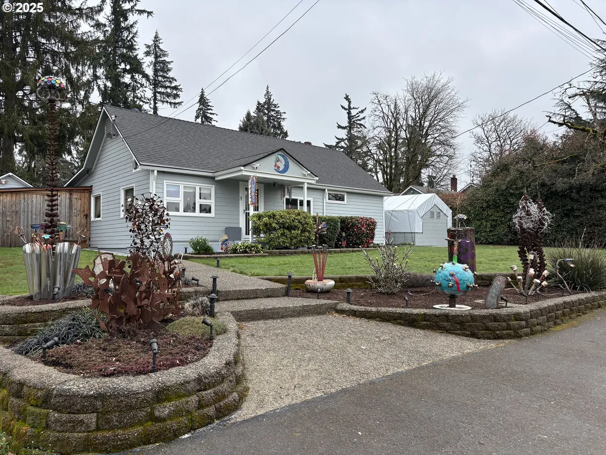 Portland, OR Real Estate | View 13600 SE BRIGGS | 3 Beds, 2 Baths