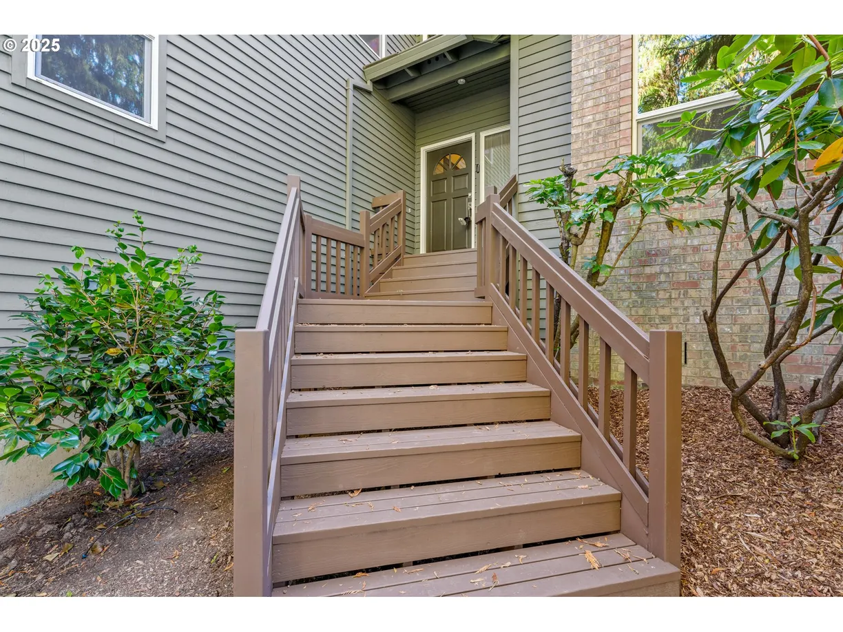 Portland, OR Real Estate | View 3722 SW CULLEN | Listing