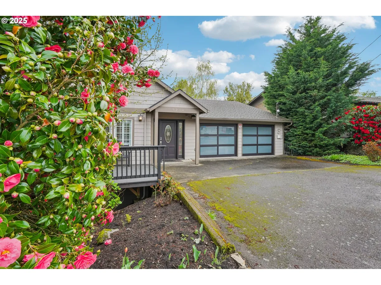 Portland, OR Real Estate | View 3230 SW DOLPH | Listing