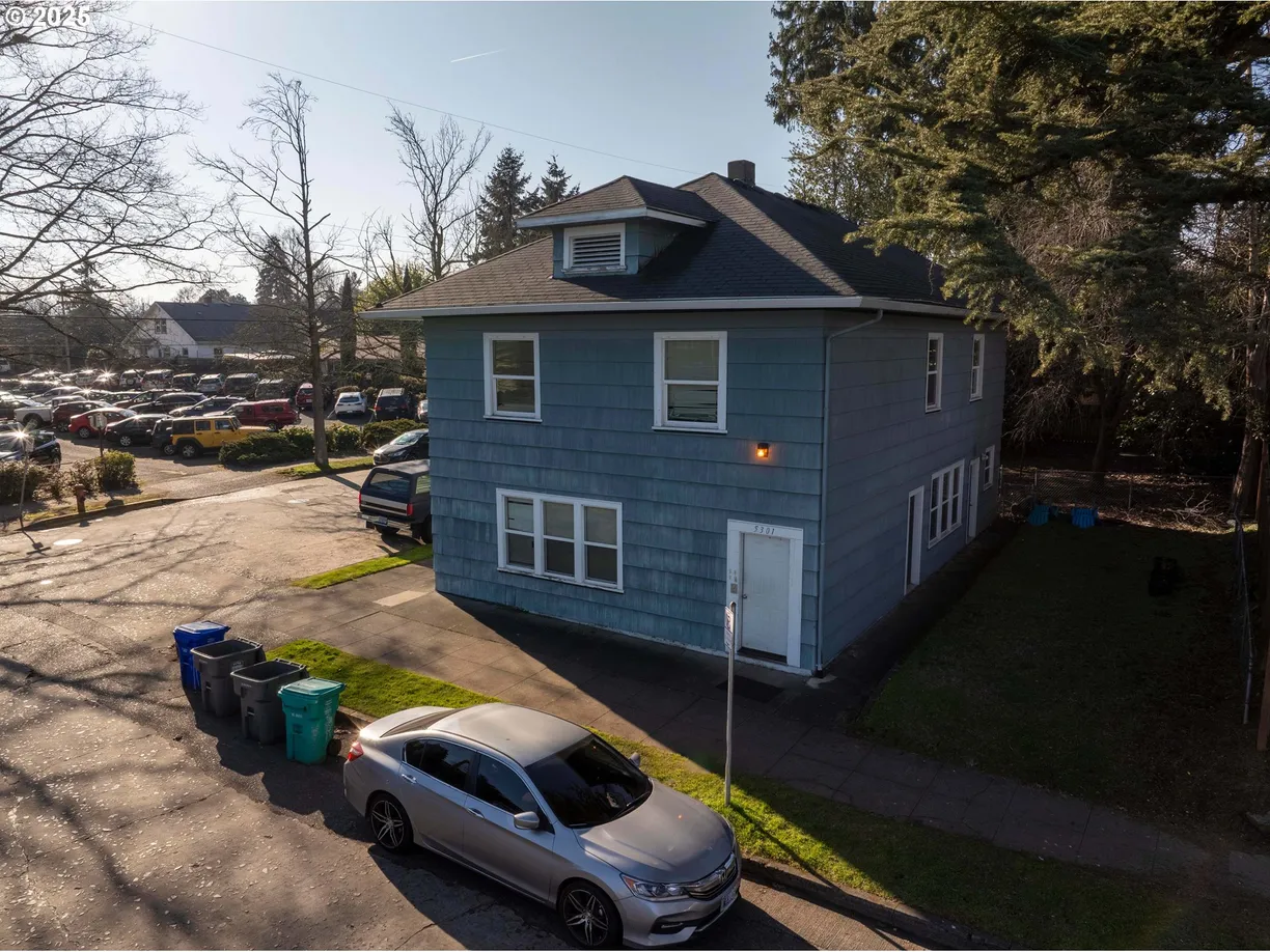 Portland, OR Real Estate | View 5301 N KERBY