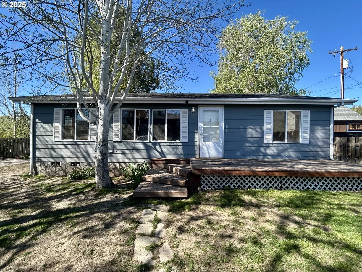 Portland, OR Real Estate | View 402 DUFUR | 3 Beds, 2 Baths