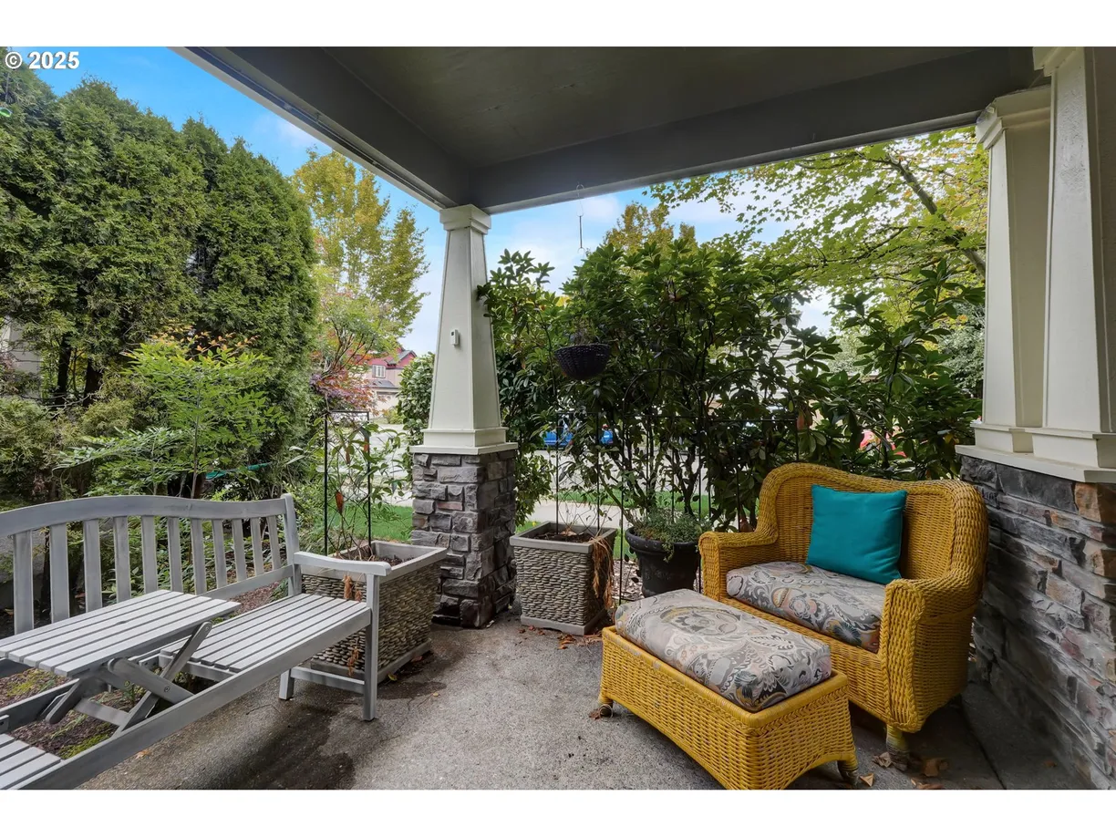 Portland, OR Real Estate | View 593 NE RETFORD | Listing