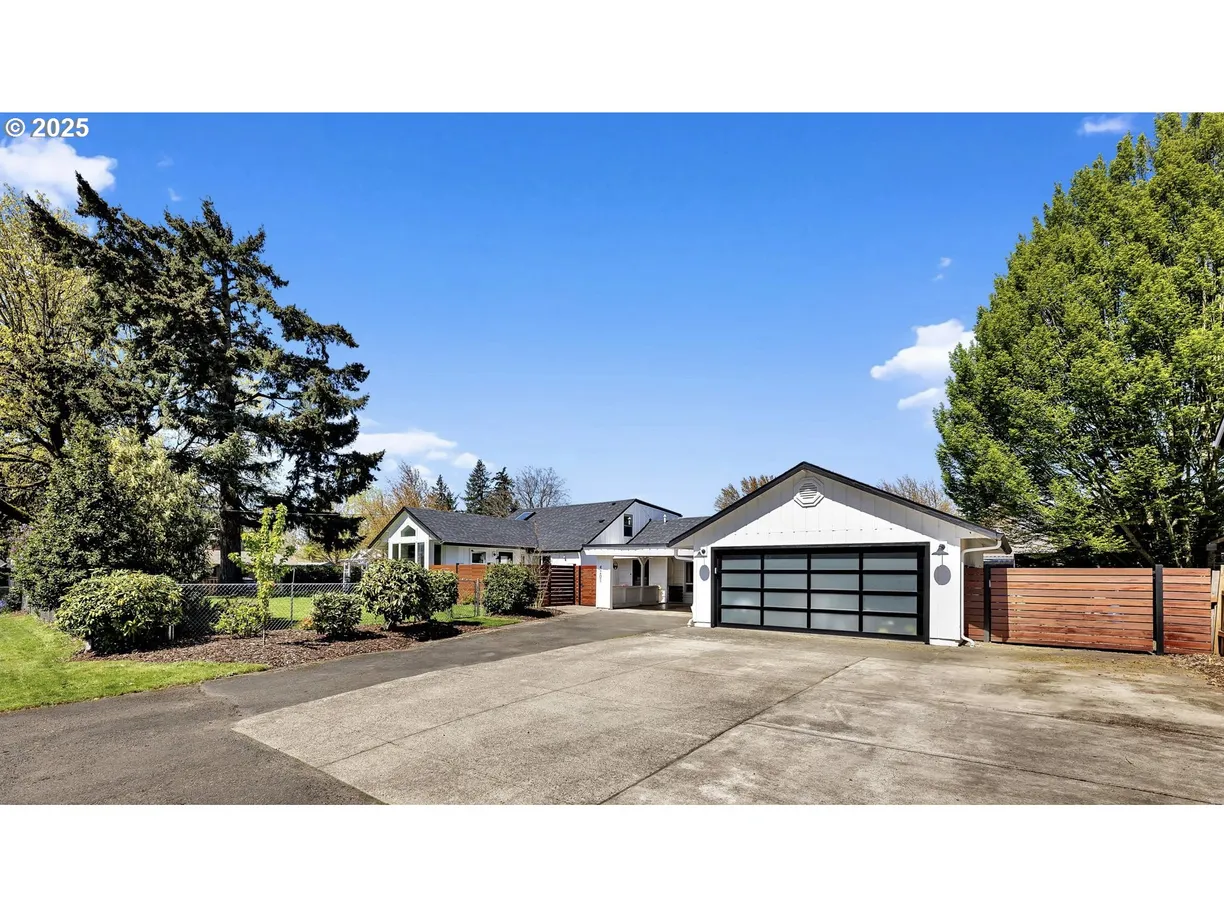 Portland, OR Real Estate | View 4201 SE JEFFERSON | 3 Beds, 2 Baths
