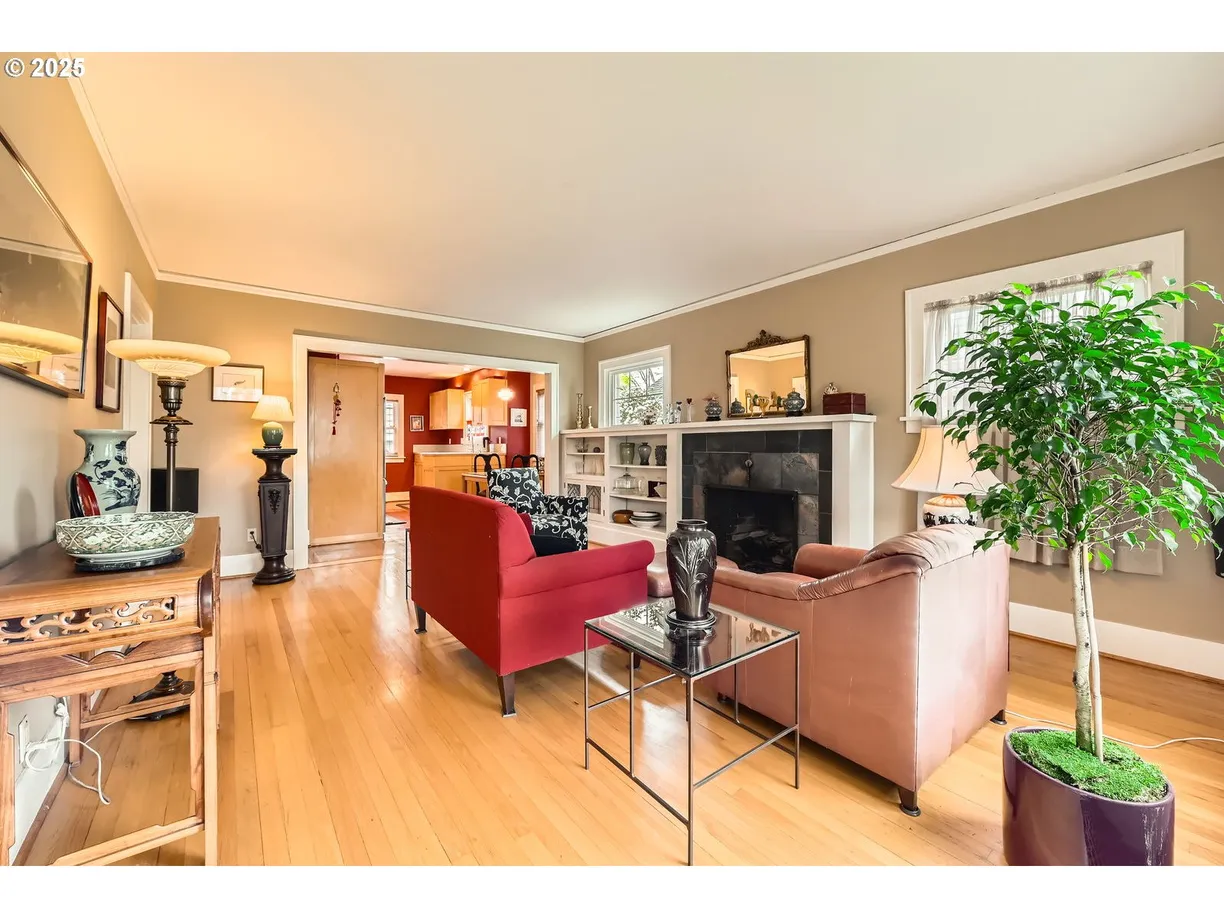Portland, OR Real Estate | View 1325 SE FLAVEL | Listing