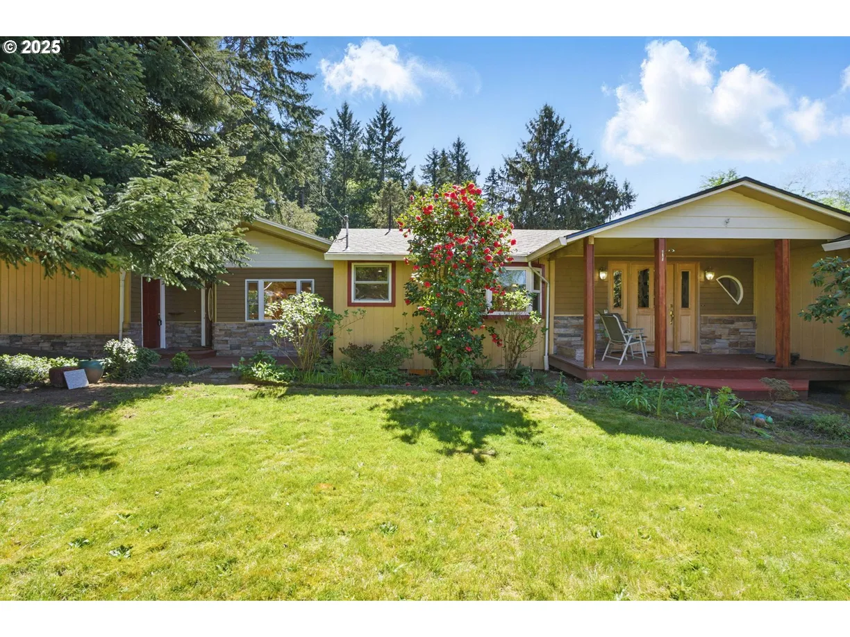 Portland, OR Real Estate | View 15960 SW ROSHAK | 4 Beds, 3 Baths