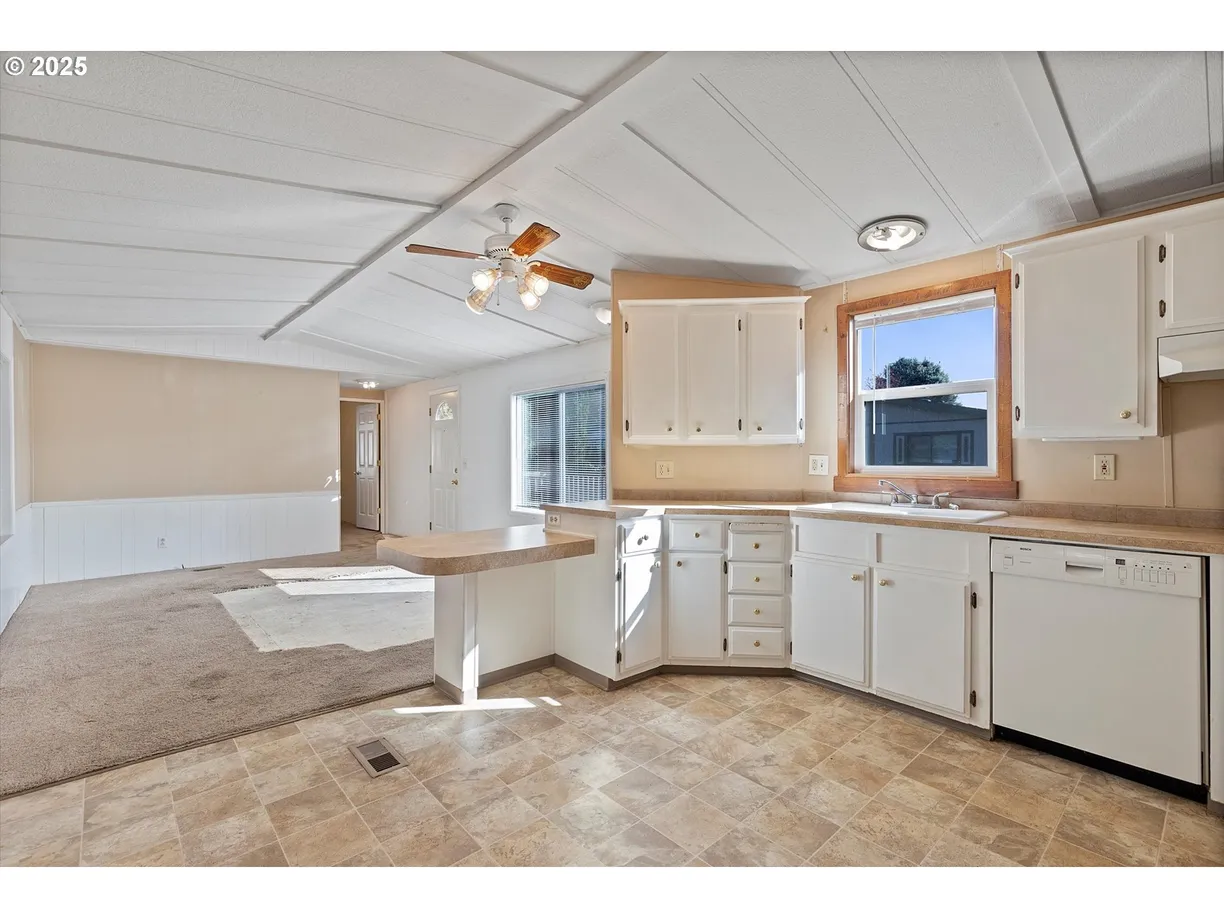 Portland, OR Real Estate | View 10660 SW WILSONVILLE, 62 | Listing