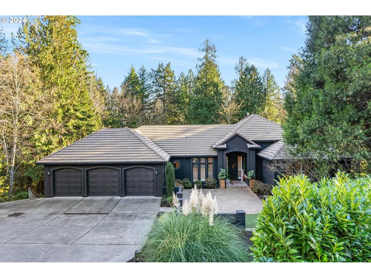 Portland, OR Real Estate | View 3636 SW 60TH | 4 Beds, 2 Baths
