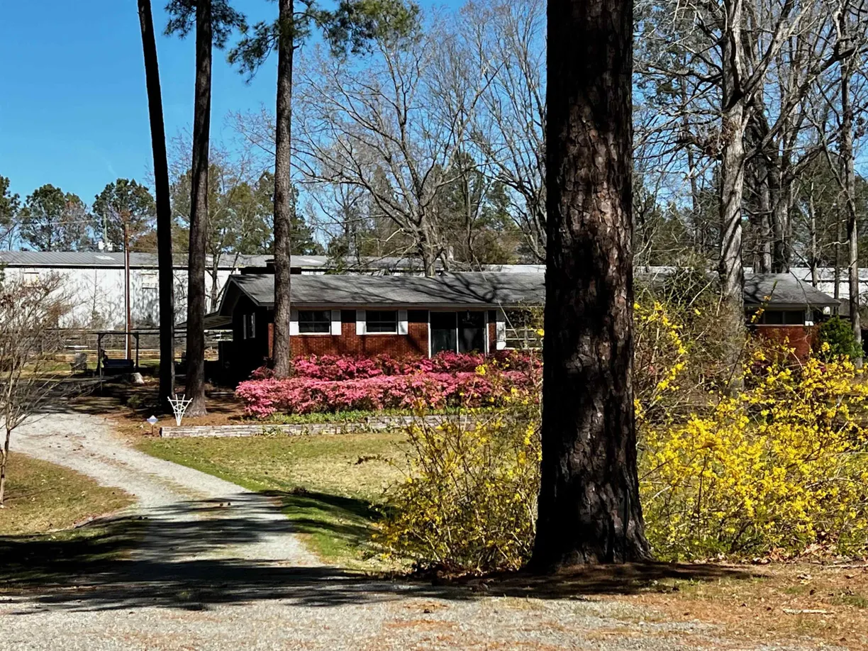Raleigh, NC Real Estate | View 3007 Old Raleigh | 3 Beds, 1 Bath