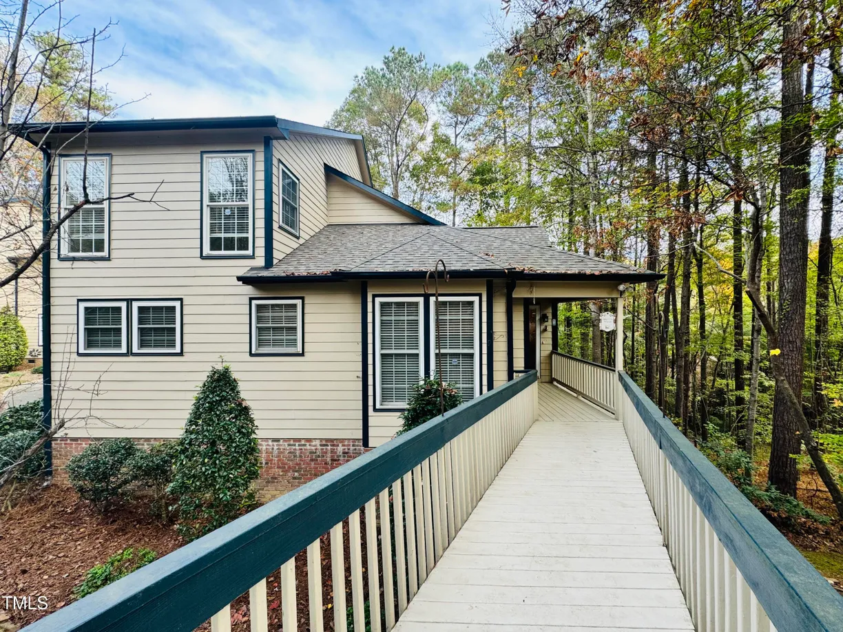 Raleigh, NC Real Estate | View 3419 Oak | 4 Beds, 4 Baths