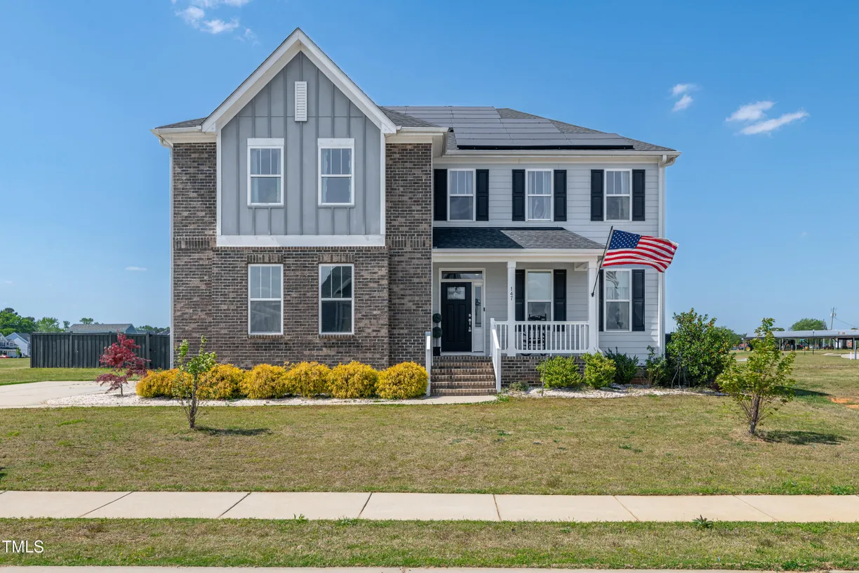 Raleigh, NC Real Estate | View 147 E Wellesley | 6 Beds, 4 Baths
