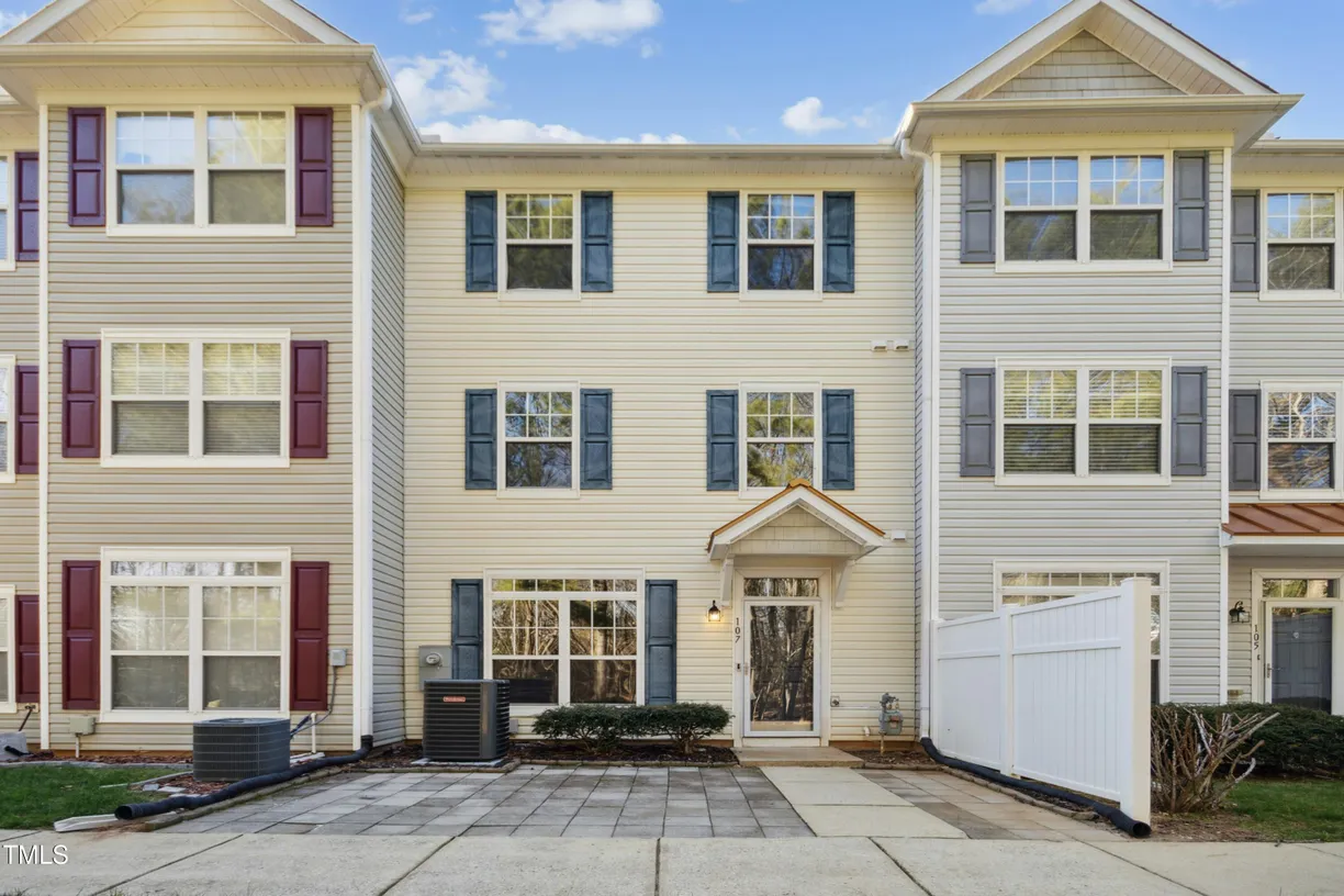 Raleigh, NC Real Estate | View 2225 Raven, 107 | 3 Beds, 2 Baths