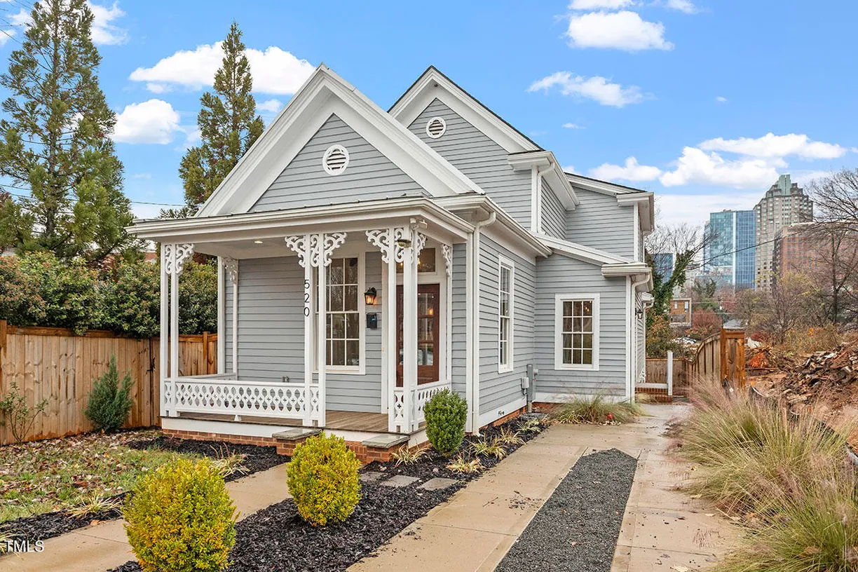 Raleigh, NC Real Estate | View 520 S Bloodworth | 4 Beds, 2 Baths