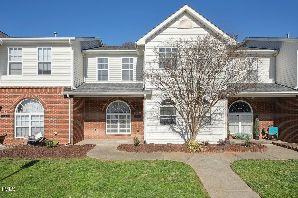 Raleigh, NC Real Estate | View 2031 Rivergate, 105 | 2 Beds, 2 Baths