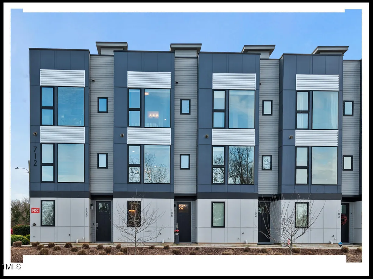 Raleigh, NC Real Estate | View 712 E Edenton, 105 | 3 Beds, 3 Baths