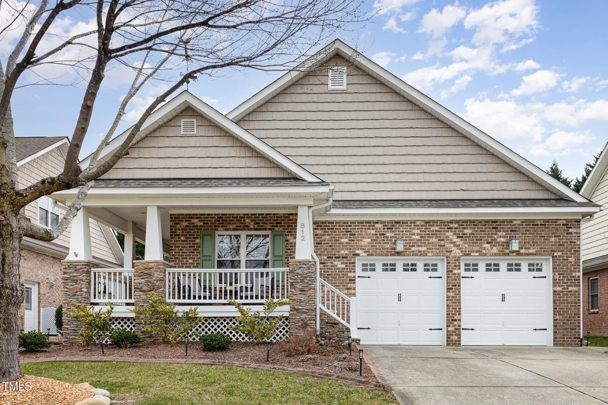 Raleigh, NC Real Estate | View 812 Canyoncreek | 3 Beds, 2 Baths