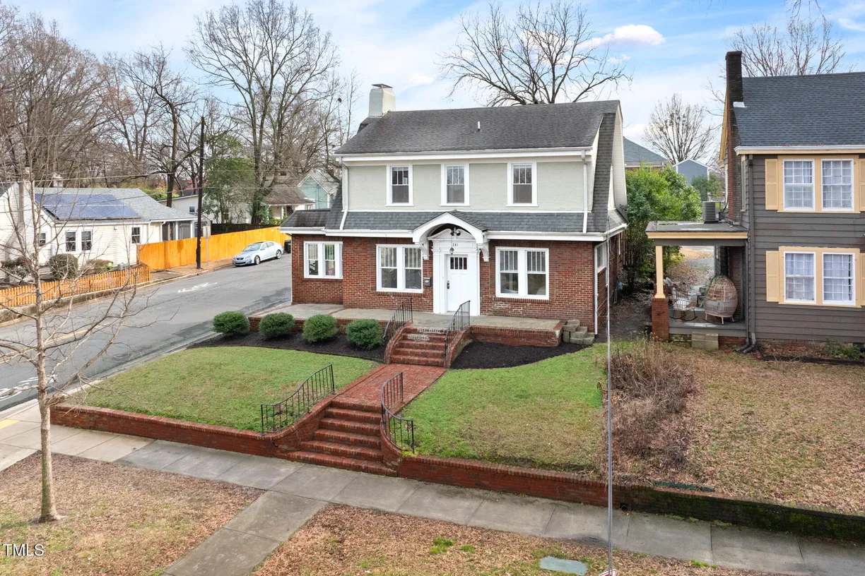 Raleigh, NC Real Estate | View 201 W Trinity, A | Listing