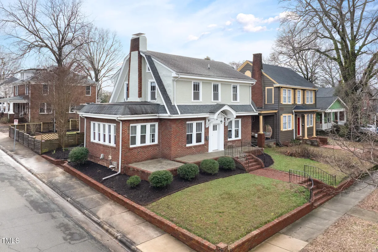 Raleigh, NC Real Estate | View 201 W Trinity, A | Listing