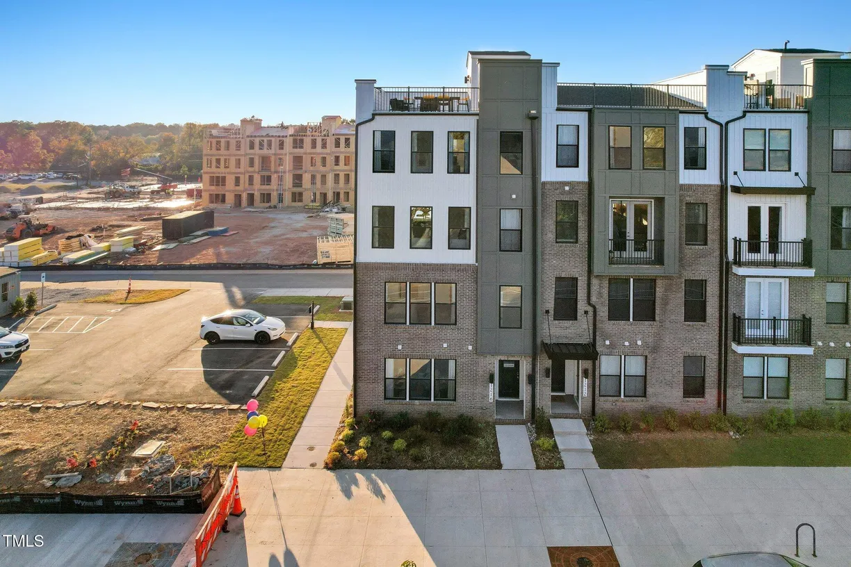 Raleigh, NC Real Estate | View 1259 Shaw View Alley, 201 | 3 Beds, 2 Baths