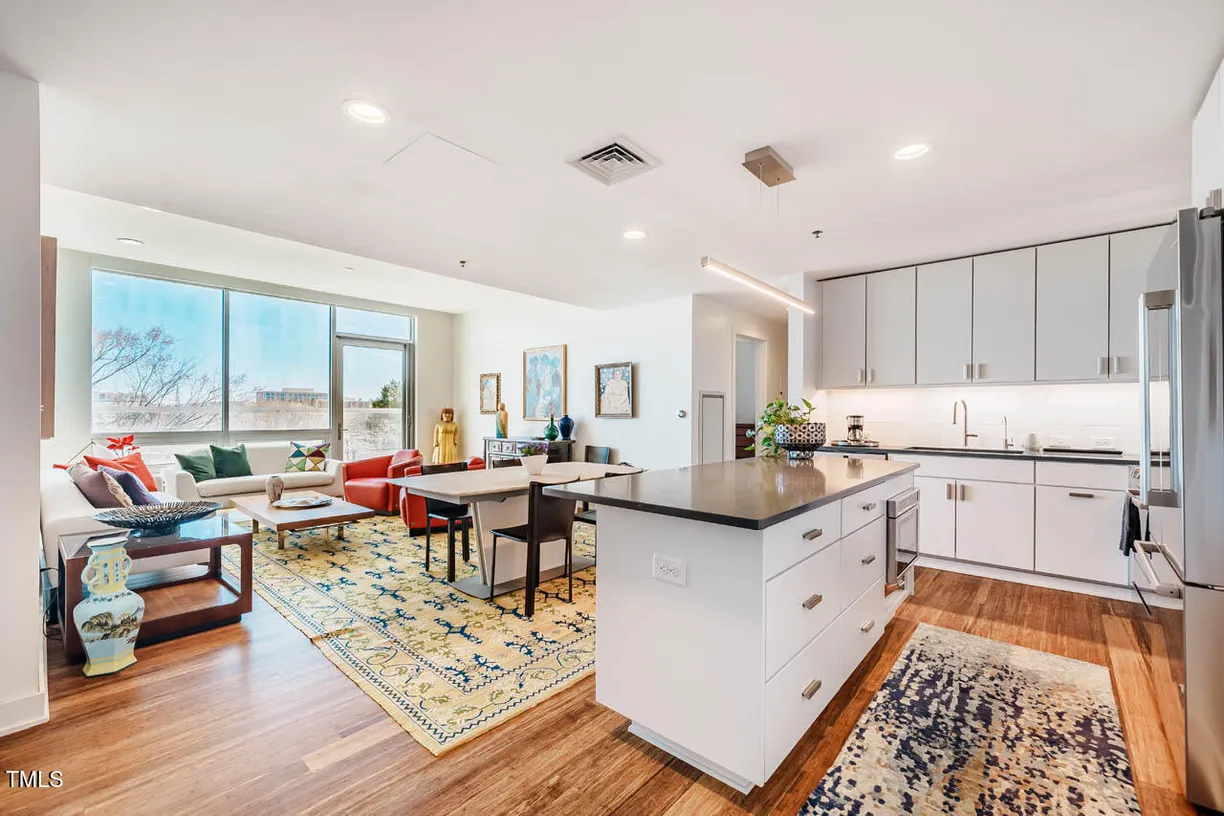 Raleigh, NC Real Estate | View 601 W Rosemary, 403 | 2 Beds, 2 Baths