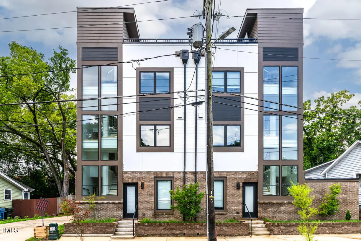 Raleigh, NC Real Estate | View 213 A W Corporation | 3 Beds, 3 Baths