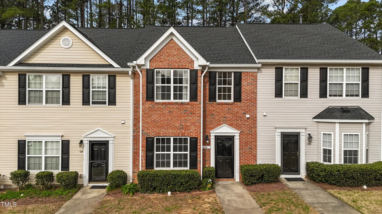 Raleigh, NC Real Estate | View 116 Anterbury | 3 Beds, 2 Baths
