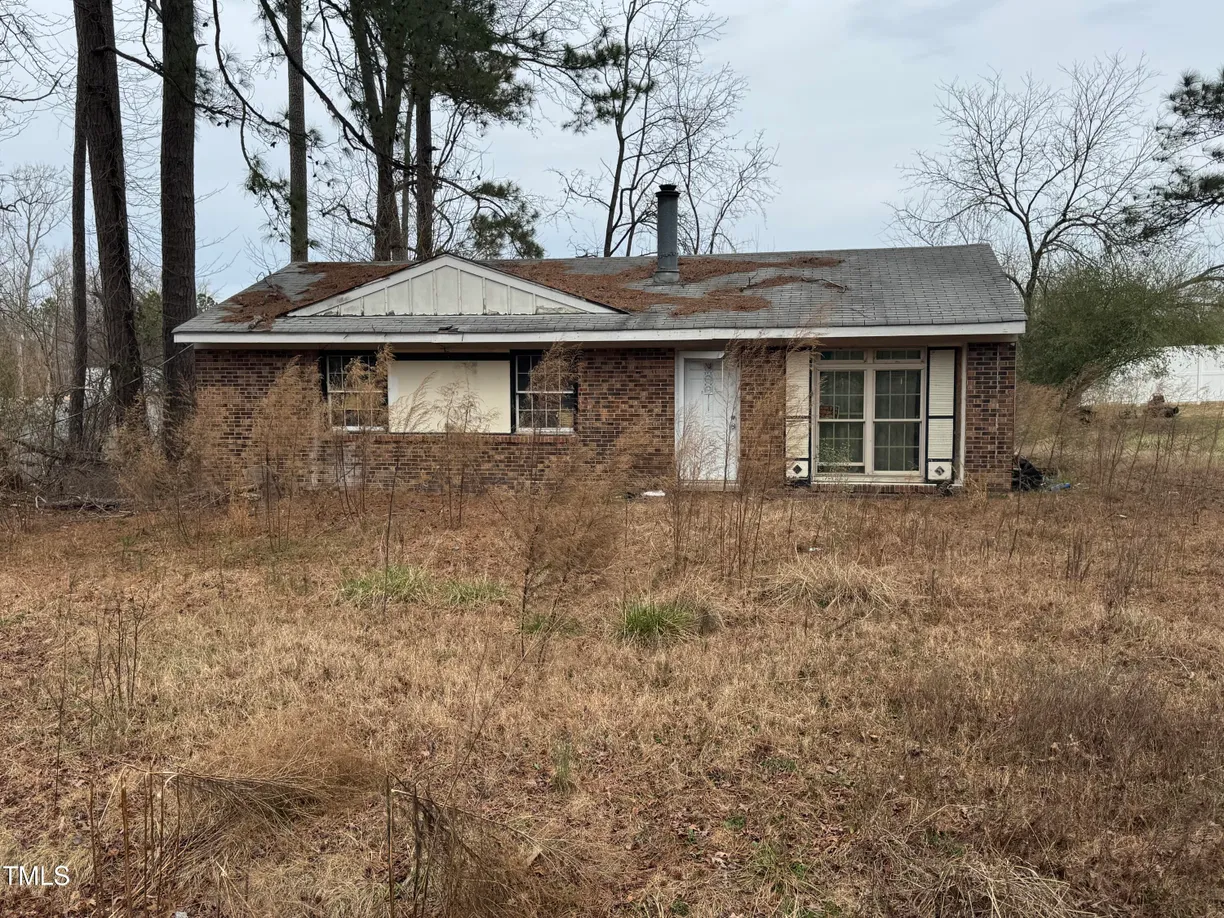 Raleigh, NC Real Estate | View 5001 Royal Acres | 3 Beds, 1 Bath