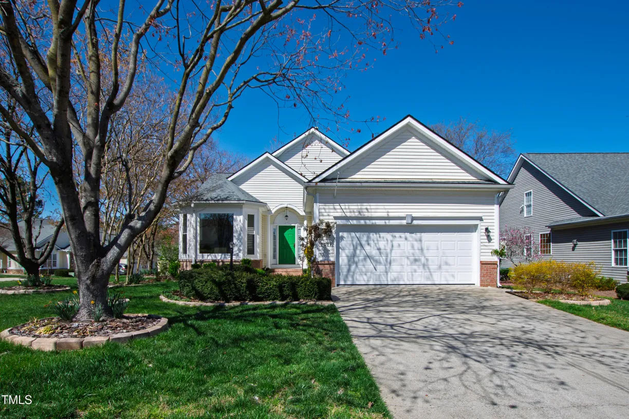 Raleigh, NC Real Estate | View 2021 Heritage Pines | 3 Beds, 2 Baths