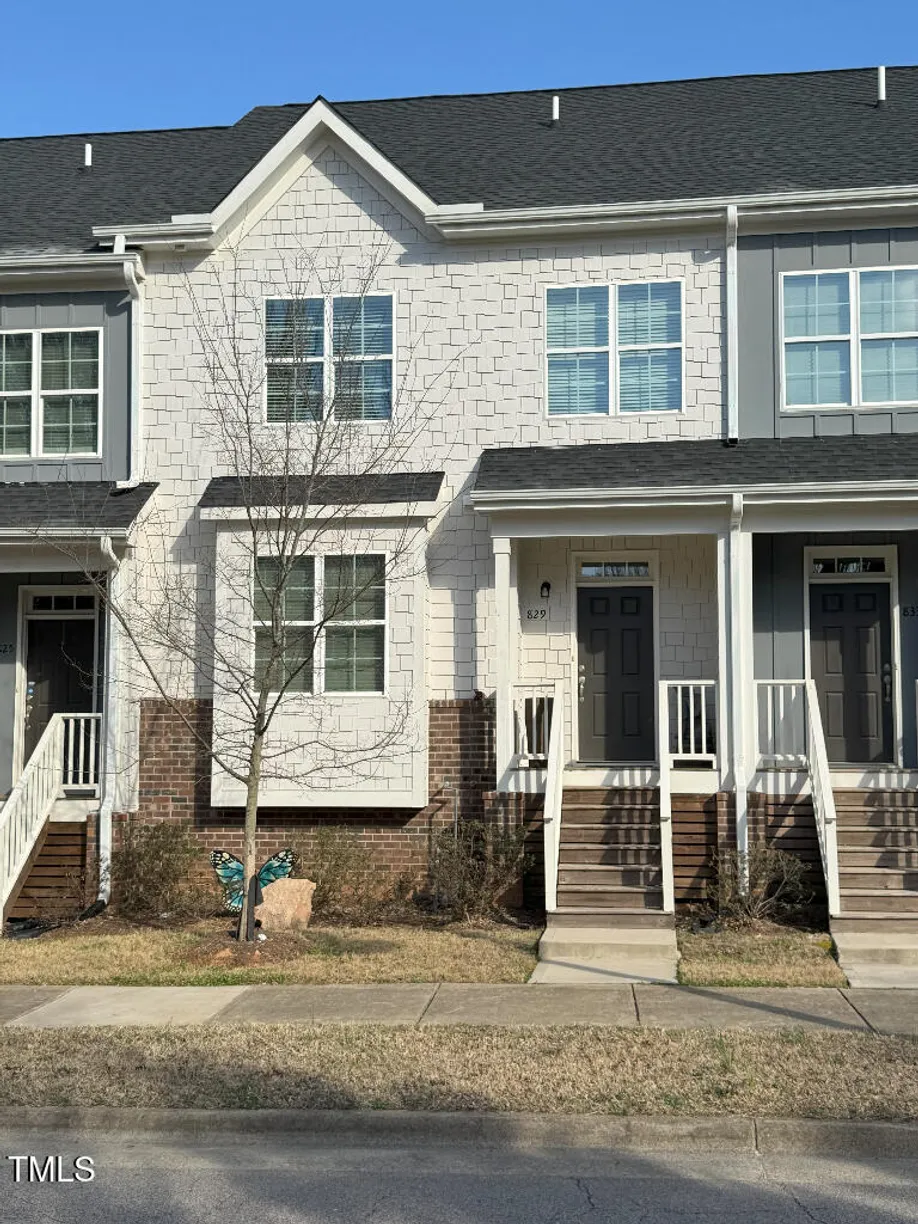 Raleigh, NC Real Estate | View 829 S Franklin | 3 Beds, 2 Baths