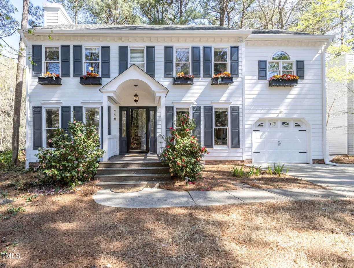 Raleigh, NC Real Estate | View 116 Lakeshore | 3 Beds, 2 Baths